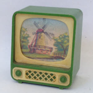 Vintage novelty lenticular flicker television TV sharpeners —